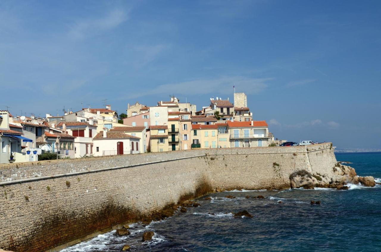 شقة Grand 2 Pieces Renove Climatise, Vieil Antibes, Proche Port المظهر الخارجي الصورة