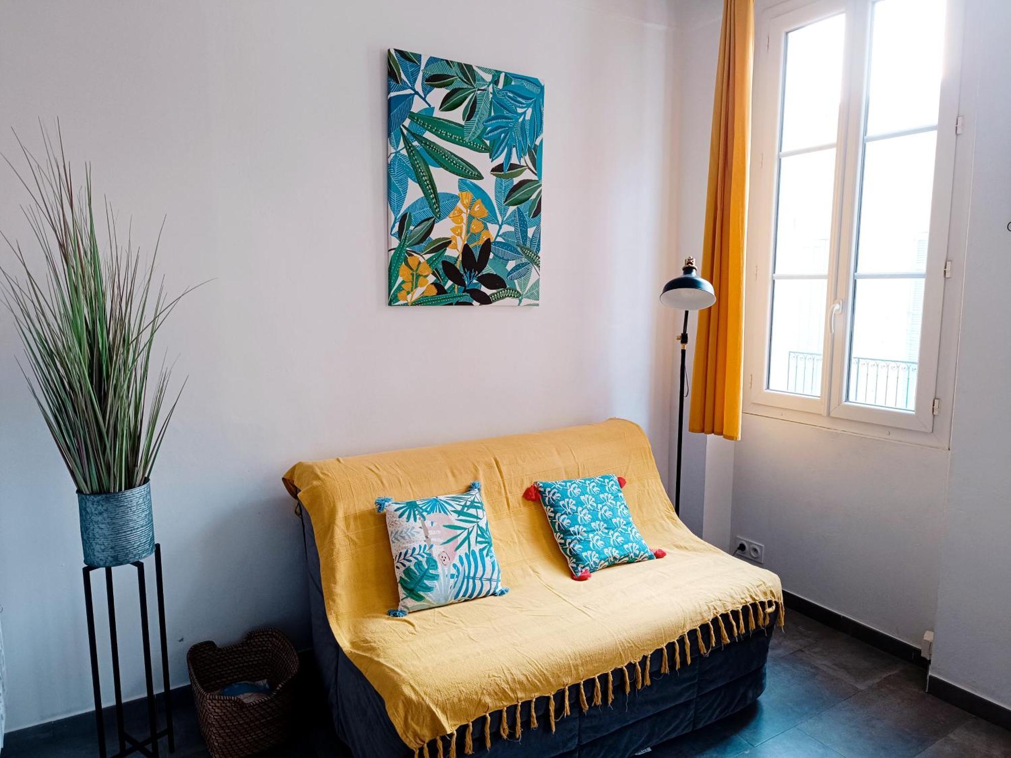 شقة Grand 2 Pieces Renove Climatise, Vieil Antibes, Proche Port المظهر الخارجي الصورة