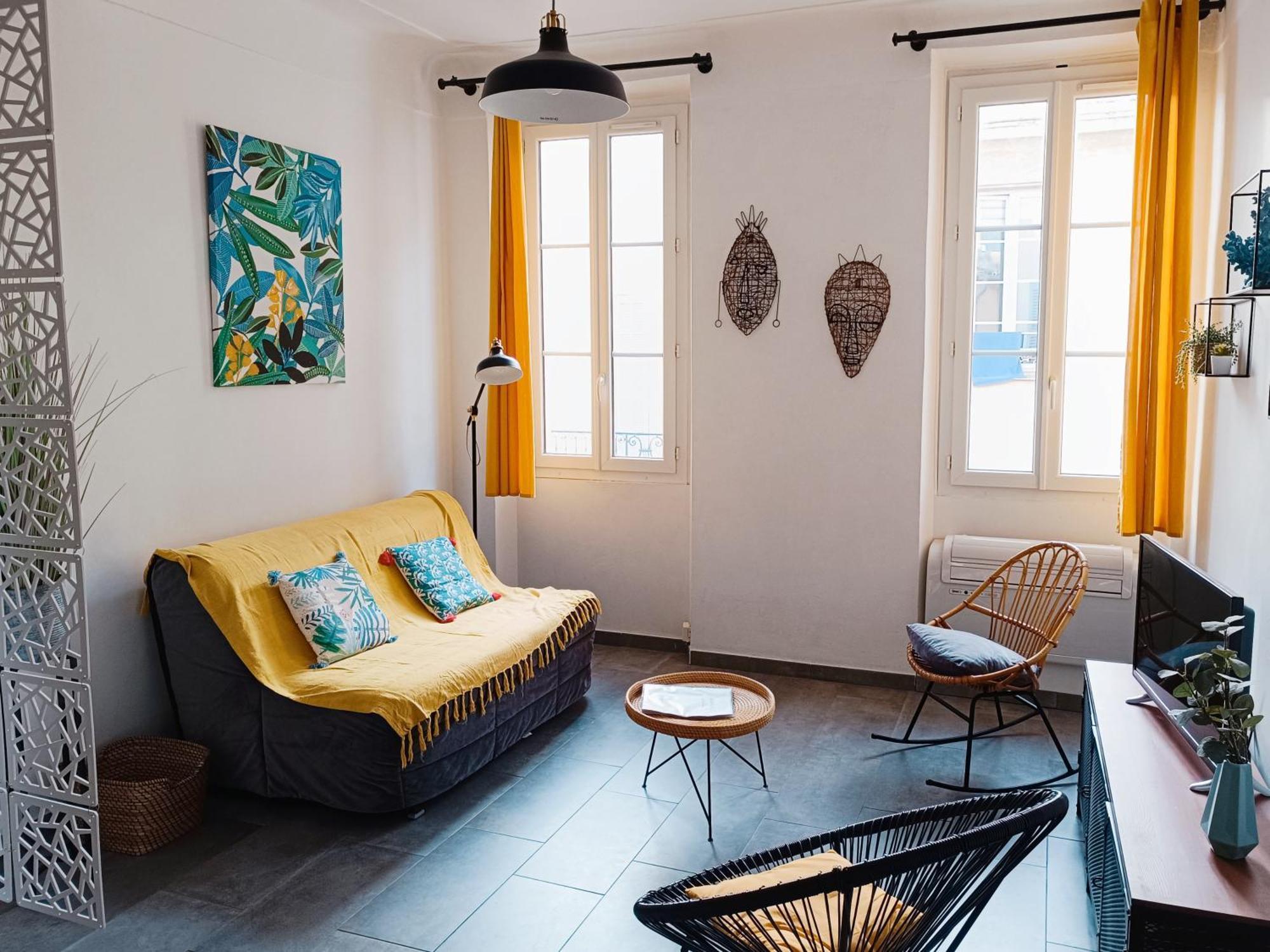 شقة Grand 2 Pieces Renove Climatise, Vieil Antibes, Proche Port المظهر الخارجي الصورة