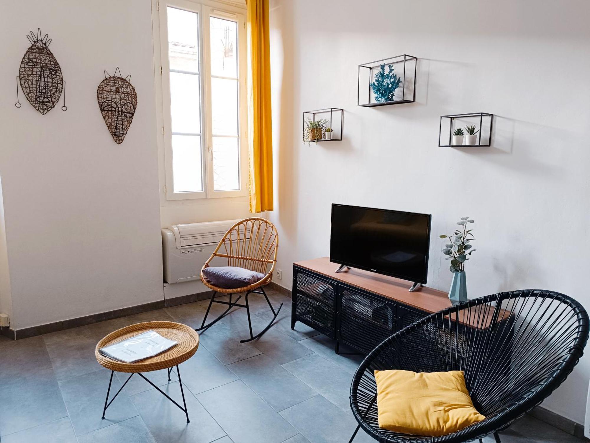 شقة Grand 2 Pieces Renove Climatise, Vieil Antibes, Proche Port المظهر الخارجي الصورة