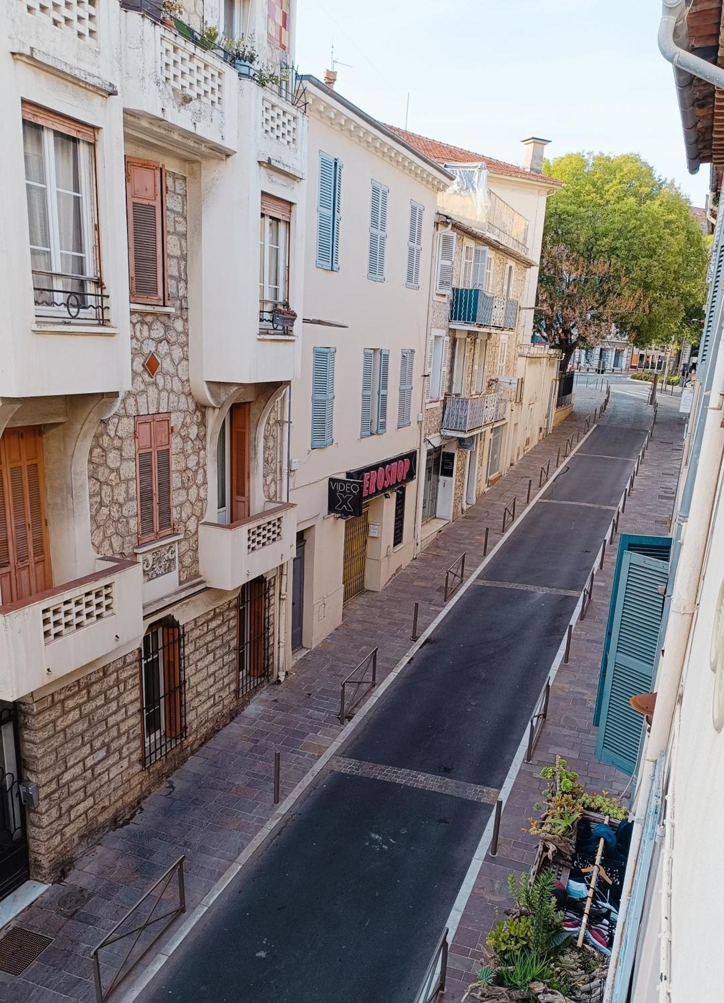 شقة Grand 2 Pieces Renove Climatise, Vieil Antibes, Proche Port المظهر الخارجي الصورة
