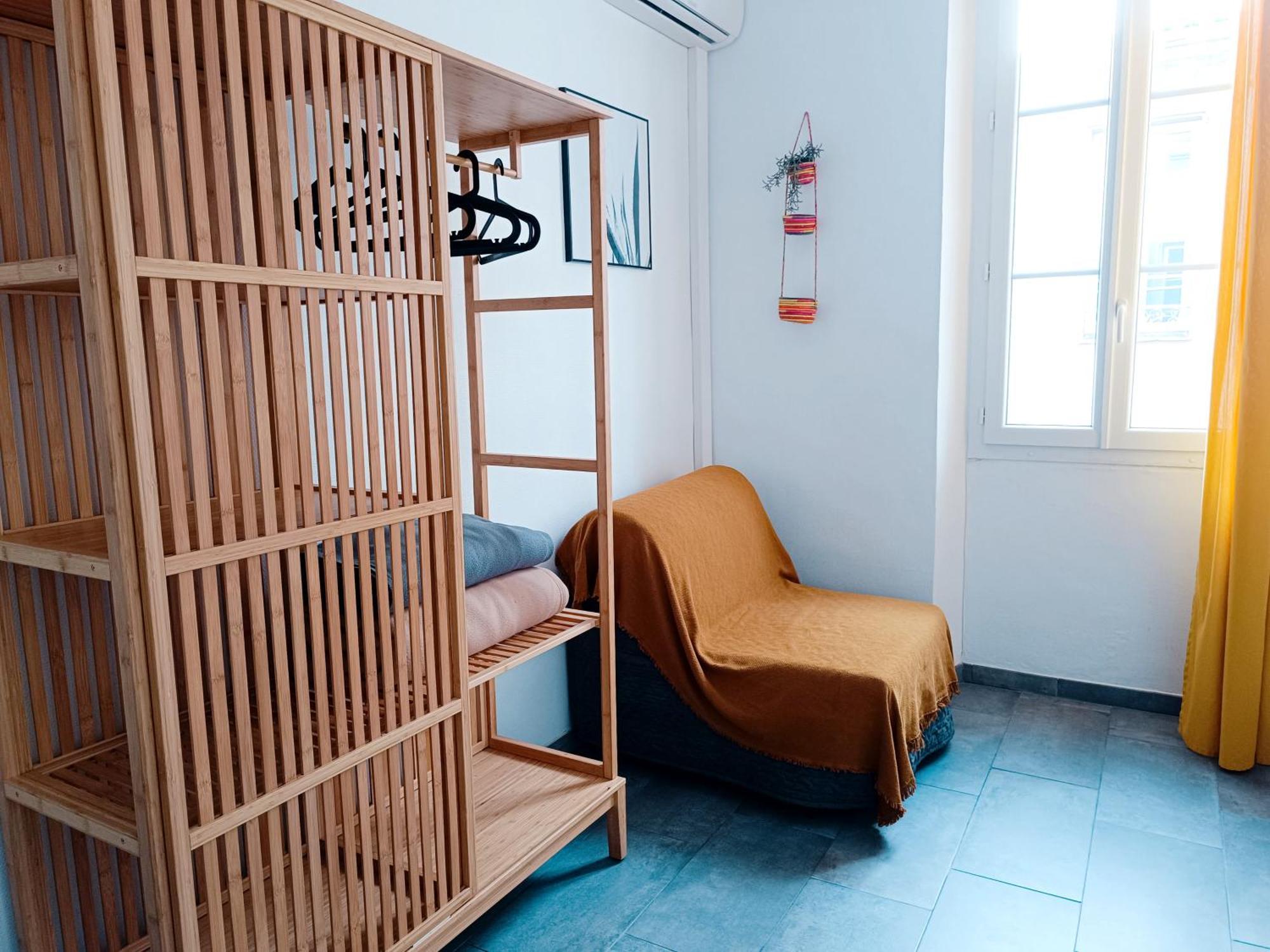 شقة Grand 2 Pieces Renove Climatise, Vieil Antibes, Proche Port المظهر الخارجي الصورة
